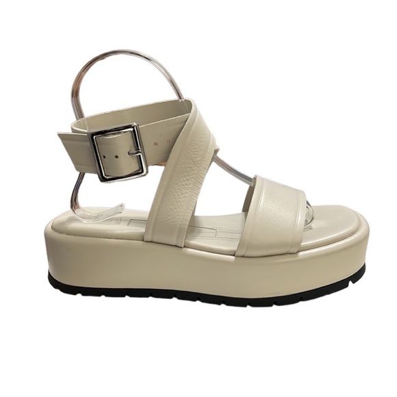 Zara Flat Leather Sandal with Buckles Size 36 - Picture 5 of 11